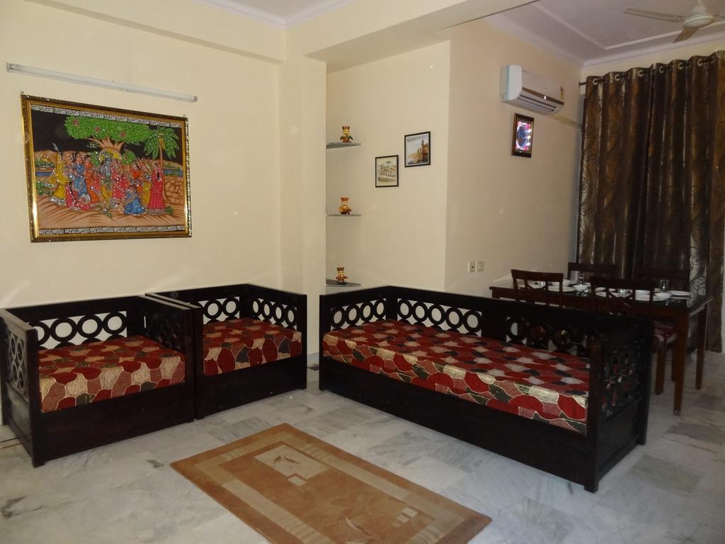 Tulsian Guest House & Apartments Jaipur Room photo